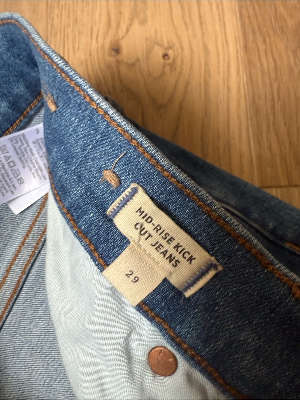 Madewell Mid-Rise Kick Out Jeans - Picture 2 of 7